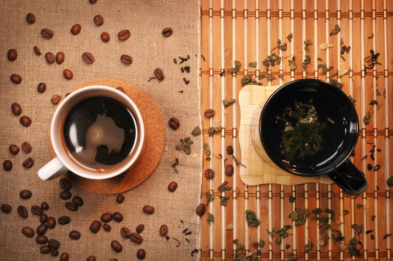 Consumo di Tè Verde e Caffè : Effetti sulla Salute